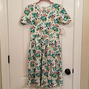 LuLaRoe Amelia size XS